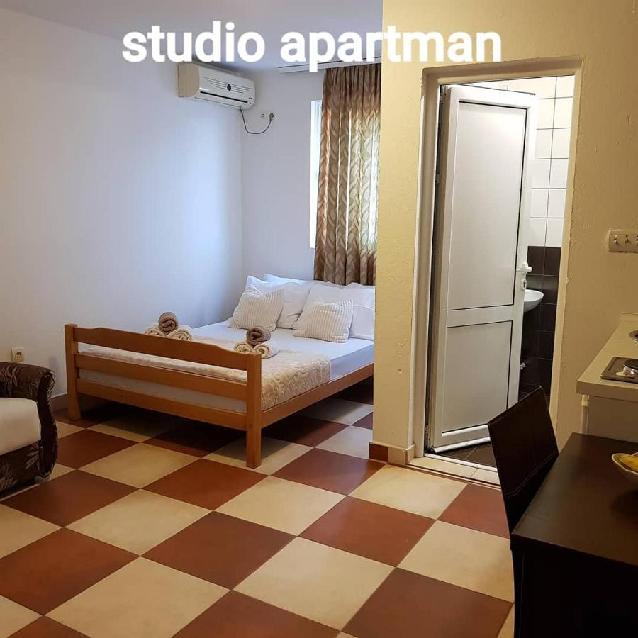 Apartment Dasic Bar Exterior foto