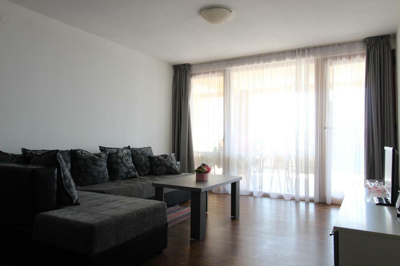 Apartment Dasic Bar Exterior foto